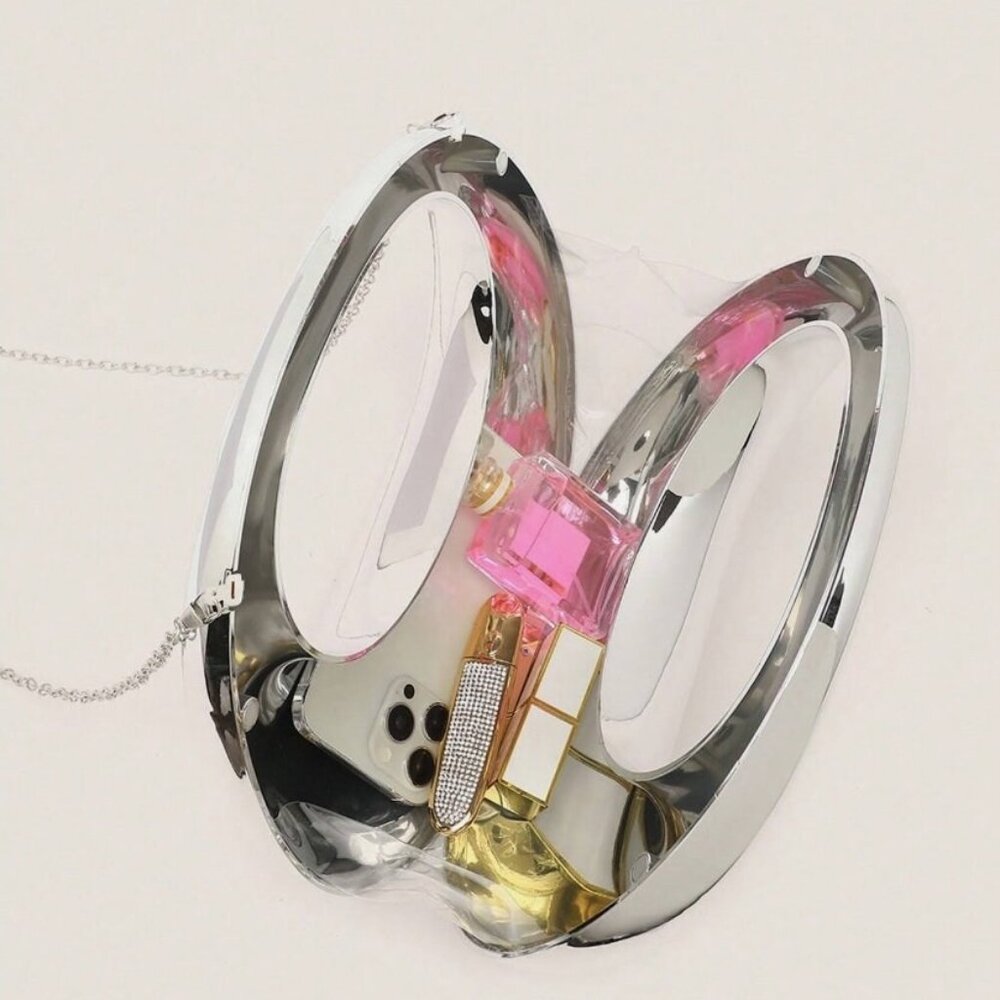 Half moon Handbag - Picture 10 of 10